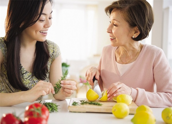 Từ chuyến đi về quê đầy bất ngờ cho đến tin nhắn đáng yêu từ mẹ chồng,