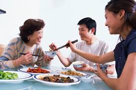 Bài viết đã trình bày câu chuyện của một người mẹ và những bài học sâu sắc về tình yêu và trách nhiệm