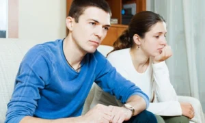 Cụm từ so sánh có thể hủy hoại tình yêu theo Mark Travers